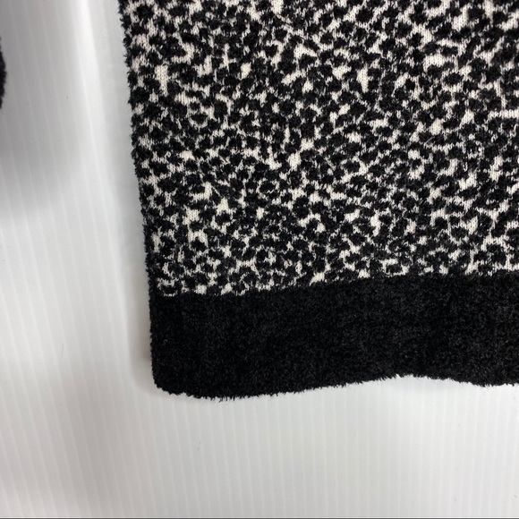 Anthro’s - Moth Women’s Lana Pullover Sweater - Picture 3 of 7